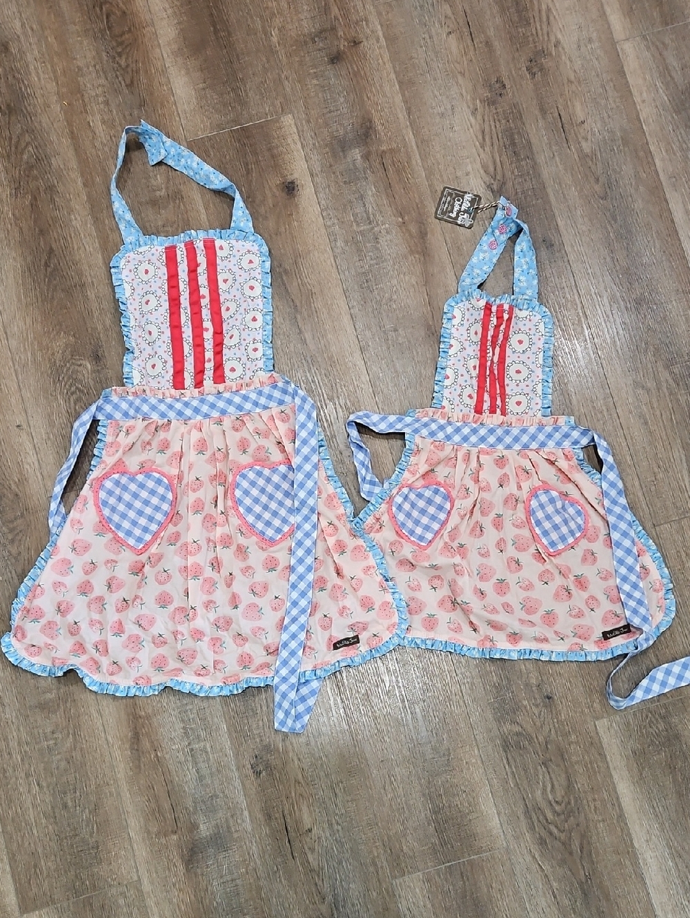 NWT Matilda Jane Mother/Daughter Strawberry Apron Set